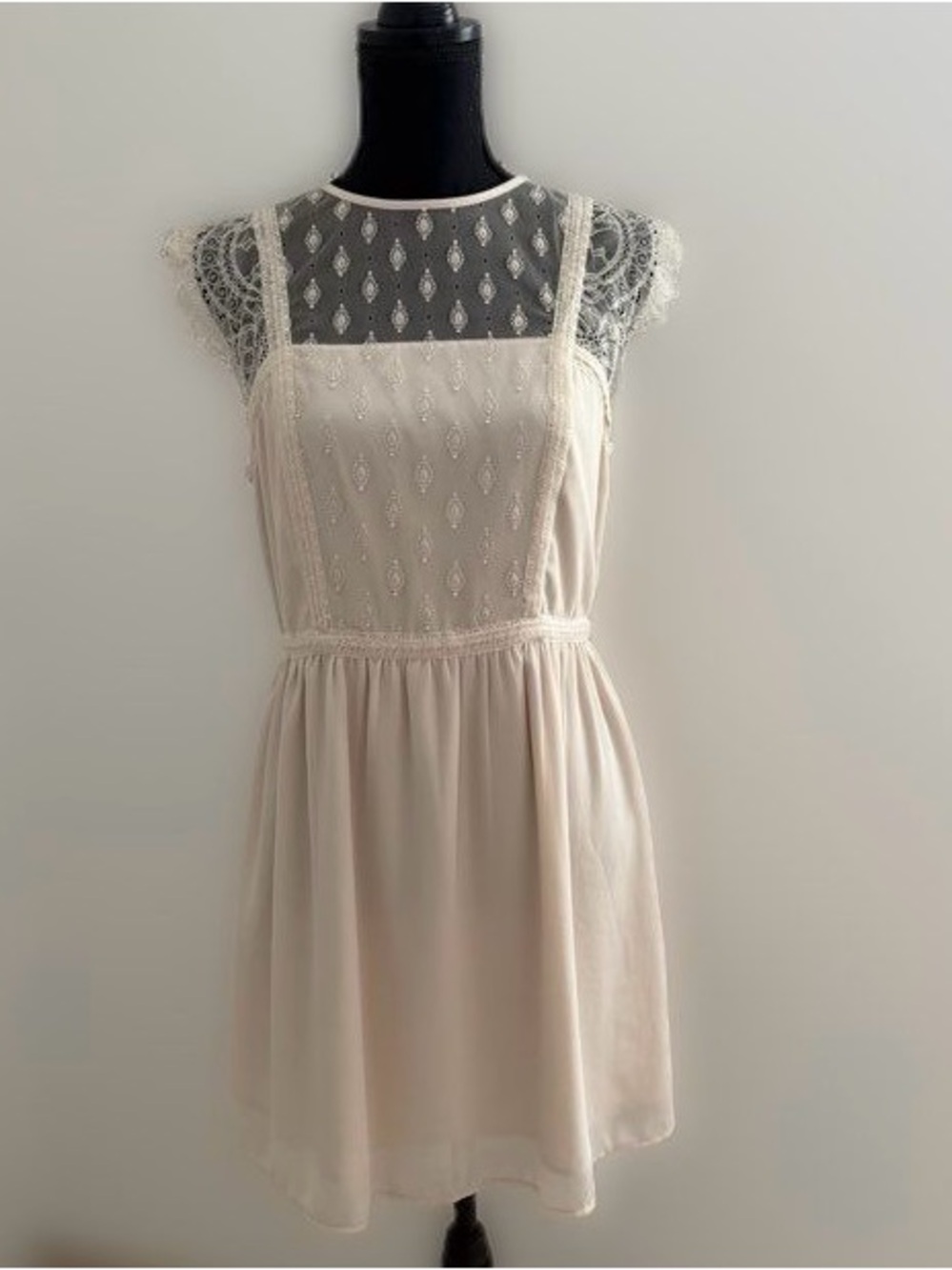 H&M Ivory Lace Yoke Summer Dress size 8